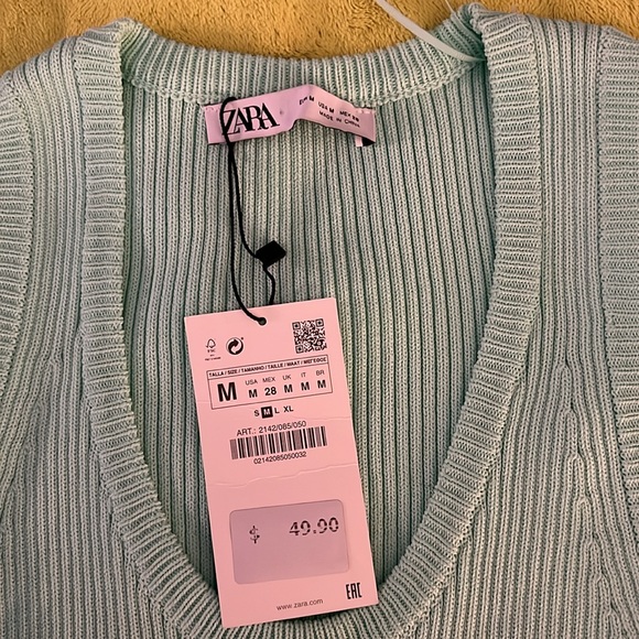 thick Zara knitted dress - Picture 2 of 3